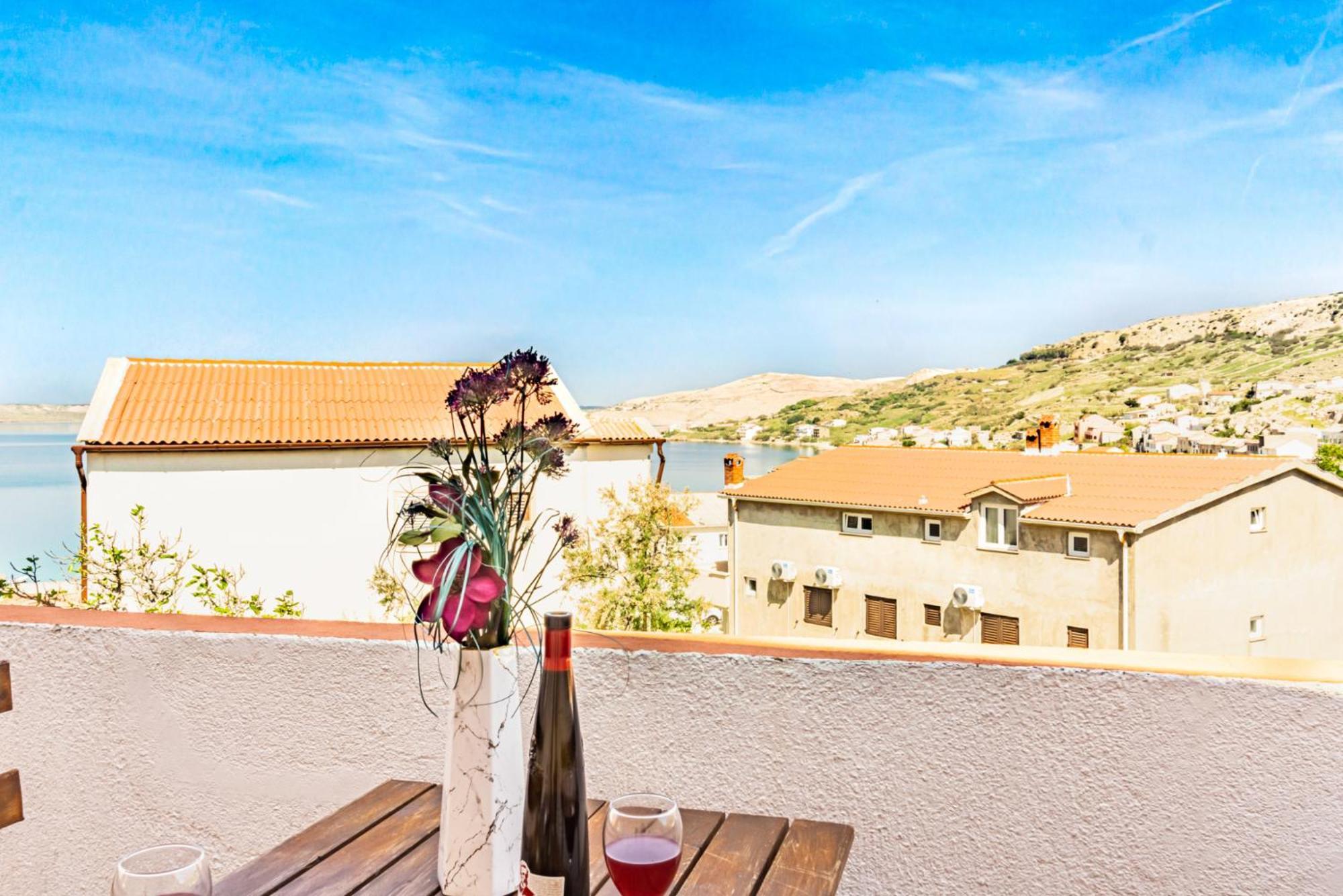Neda Beautiful View Of The Countryside And The Sea With Parking Air Conditioning Wifi Apartment *
